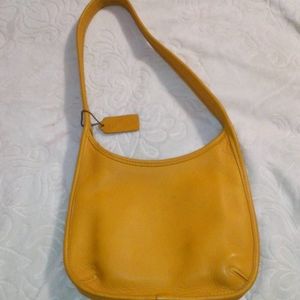 Vintage Coach 9020 Purse (mustard yellow)